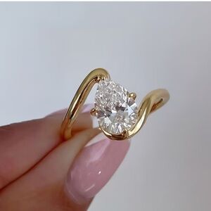 Private Label 18k Gold Plated Swirl Ring with Pear-Cut White Topaz